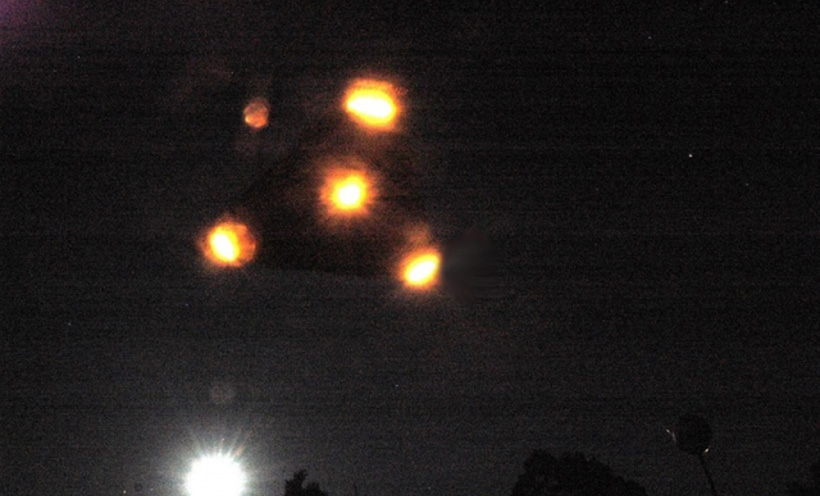 Треугольный аппарат Кураторов в ночное время